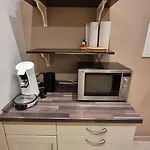 Basecamp 60 Am Waldrand - Fuer Gruppen Familien Monteure - Helles 2-zimmer-souterrain Lägenhet *
