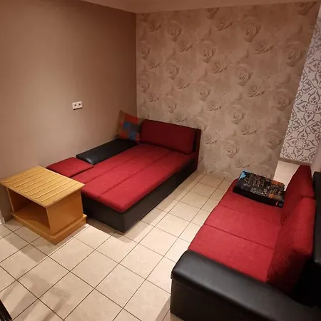 Apartmán Basecamp 60 Am Waldrand - Fuer Gruppen Familien Monteure - Helles 2-zimmer-souterrain